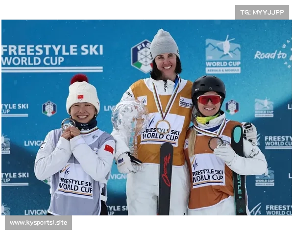 徐梦桃自由式滑雪世锦赛勇夺银牌 创造历史新篇章