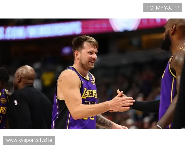 湖人稳守西部第四关键卡位战中独行侠强势升至第九七六人提前出局