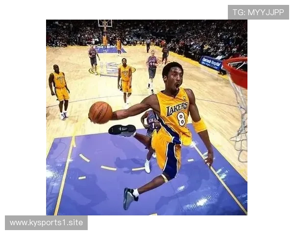 球迷骚乱暴力扣篮震撼全场慢镜头回放带你领略极致激情与力量的碰撞